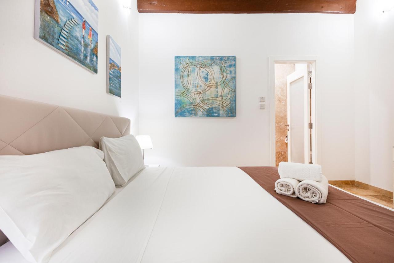 Designer With Comfy Sofa In By 360 Estates Valletta